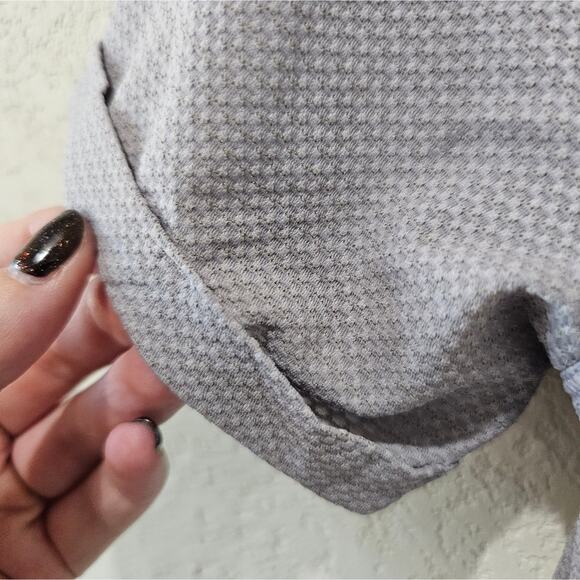 Lululemon Open Up Tie Back Tee - Picture 5 of 8